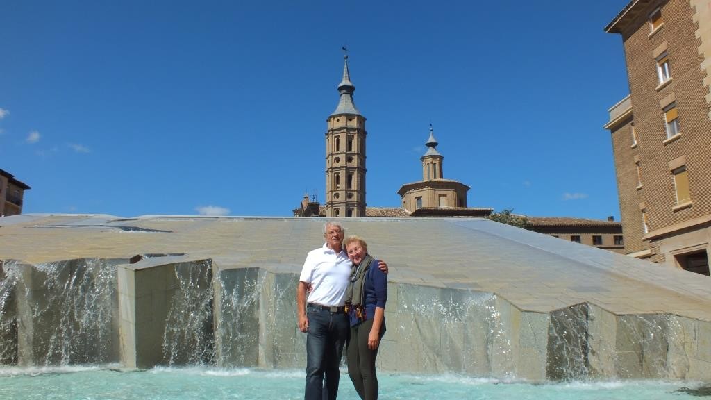 Toller Brunnen, tolles Paar