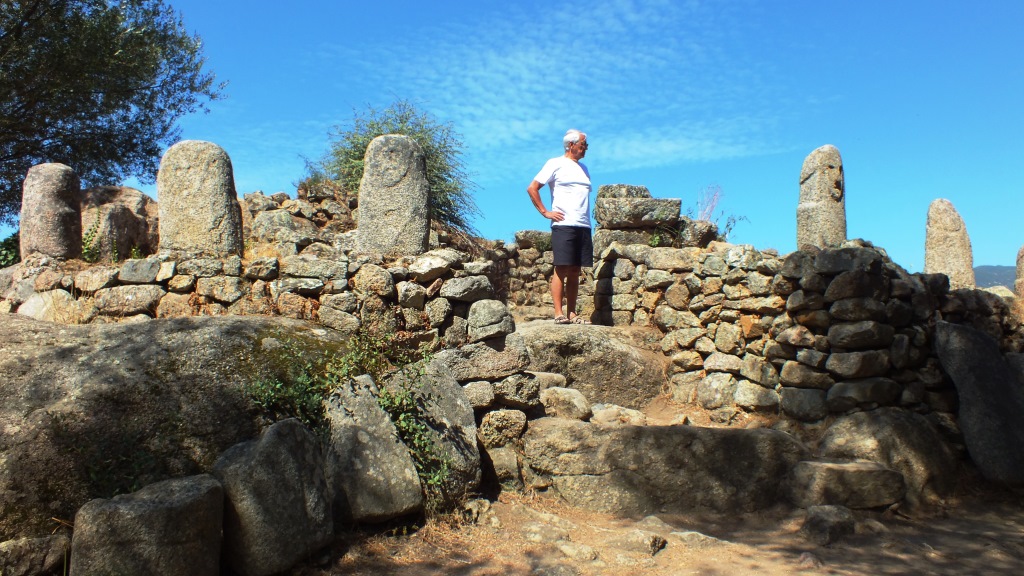 Dolmen und Menhire